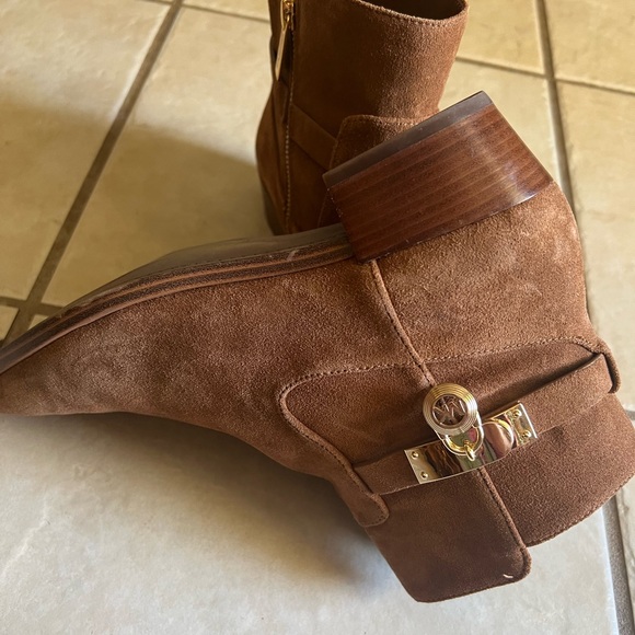 Michael Kors Sz-9 Brown Suede Ankle Boots Pre-owned - Picture 3 of 5